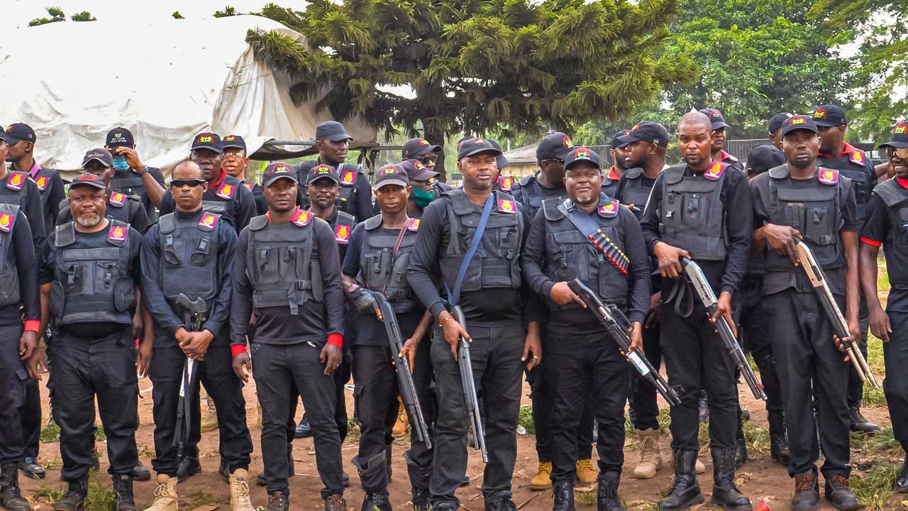 Edo Security Squad Arrests 12 Suspected Cultists in Benin Raids