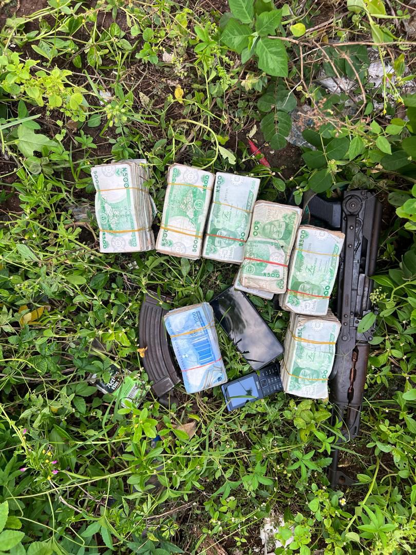 Ogun Police Kill Suspected Kidnap Kingpin, Recover Rifle and ₦2m in Forest Raid