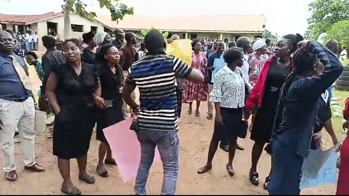 Oyo School Abduction Sparks Nationwide Protests as Lawmakers Renew Push for State Police