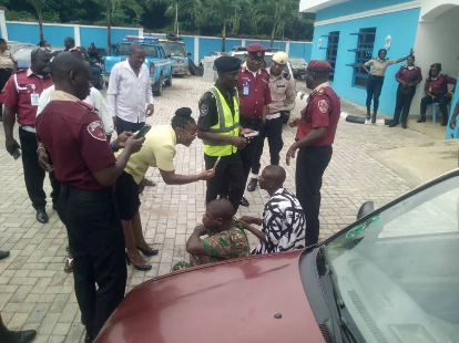 FRSC Nabs Suspected ‘One Chance’ Gang Members in Oyo, Recovers Stolen Mobile Phone