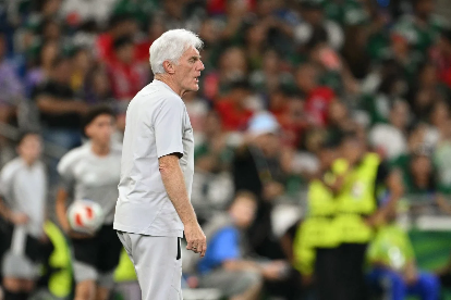 South Africa Coach Hits Back at Critics After Crucial Victory Over South Korea