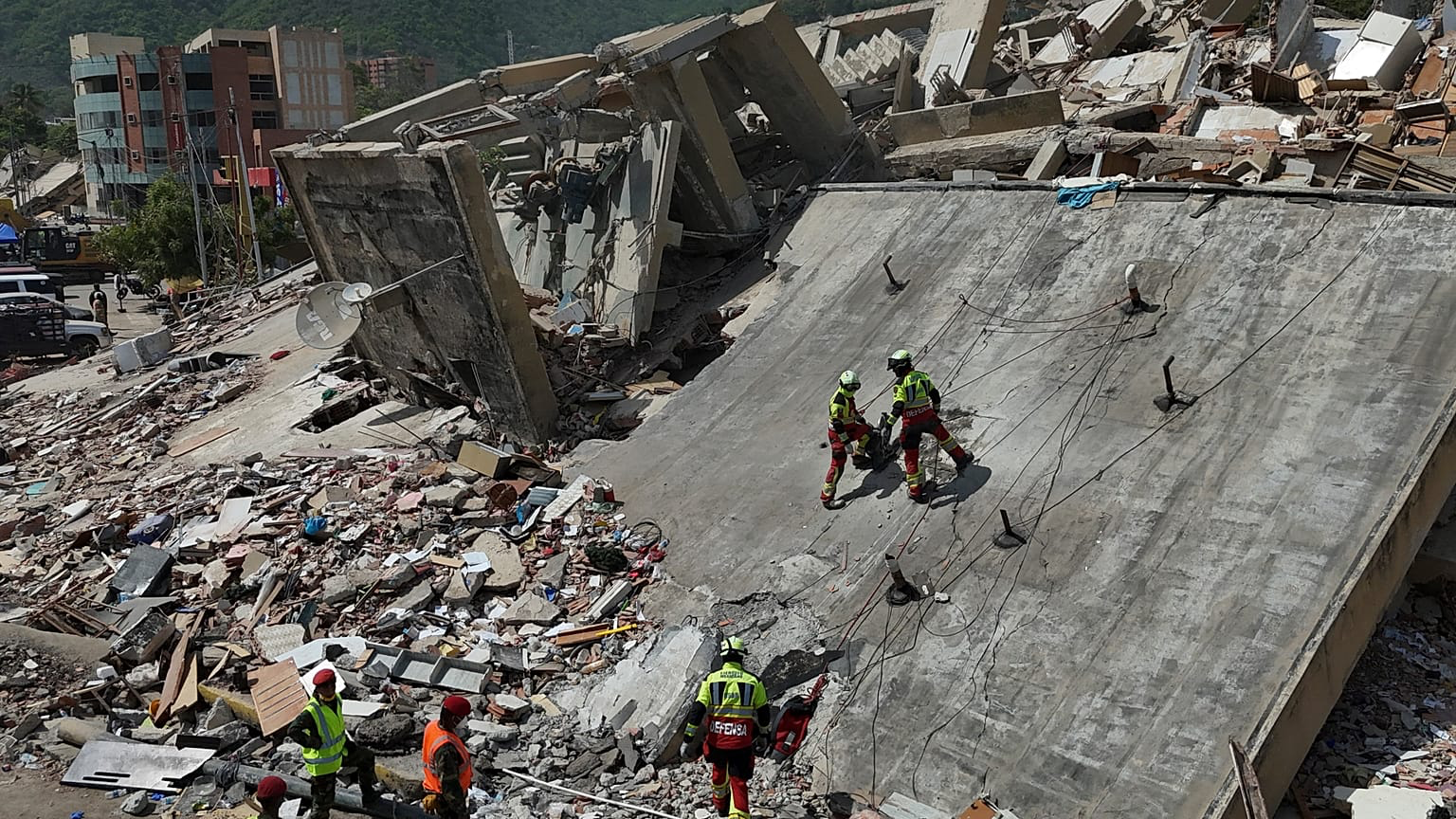 Venezuela Earthquake Tragedy Deepens: Thousands Still Missing as Rescues Offer Glimmers of Hope