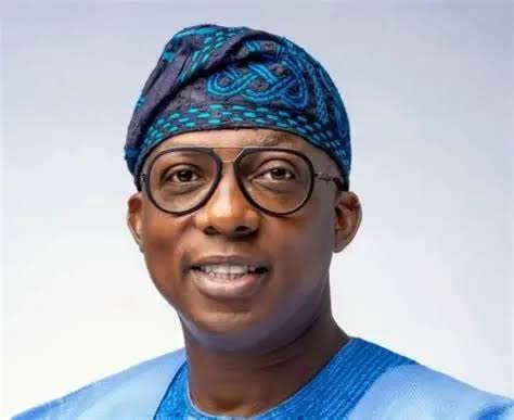 Lagos Government Prosecutes Over 100 for Illegal Occupation of Road Medians, Intensifies Environmental Enforcement