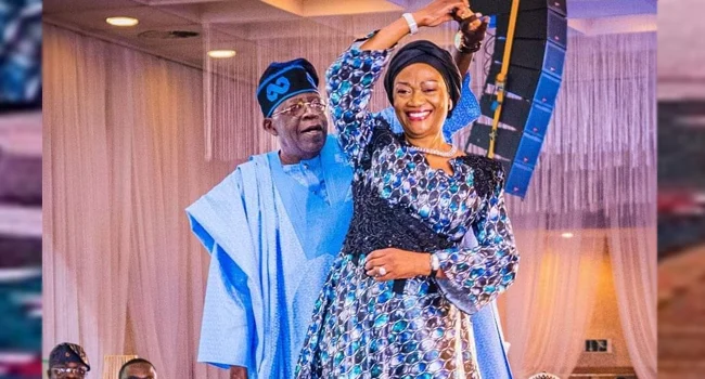 Tinubu Playfully Calls First Lady ‘Iya Alakara’ at State House Dinner