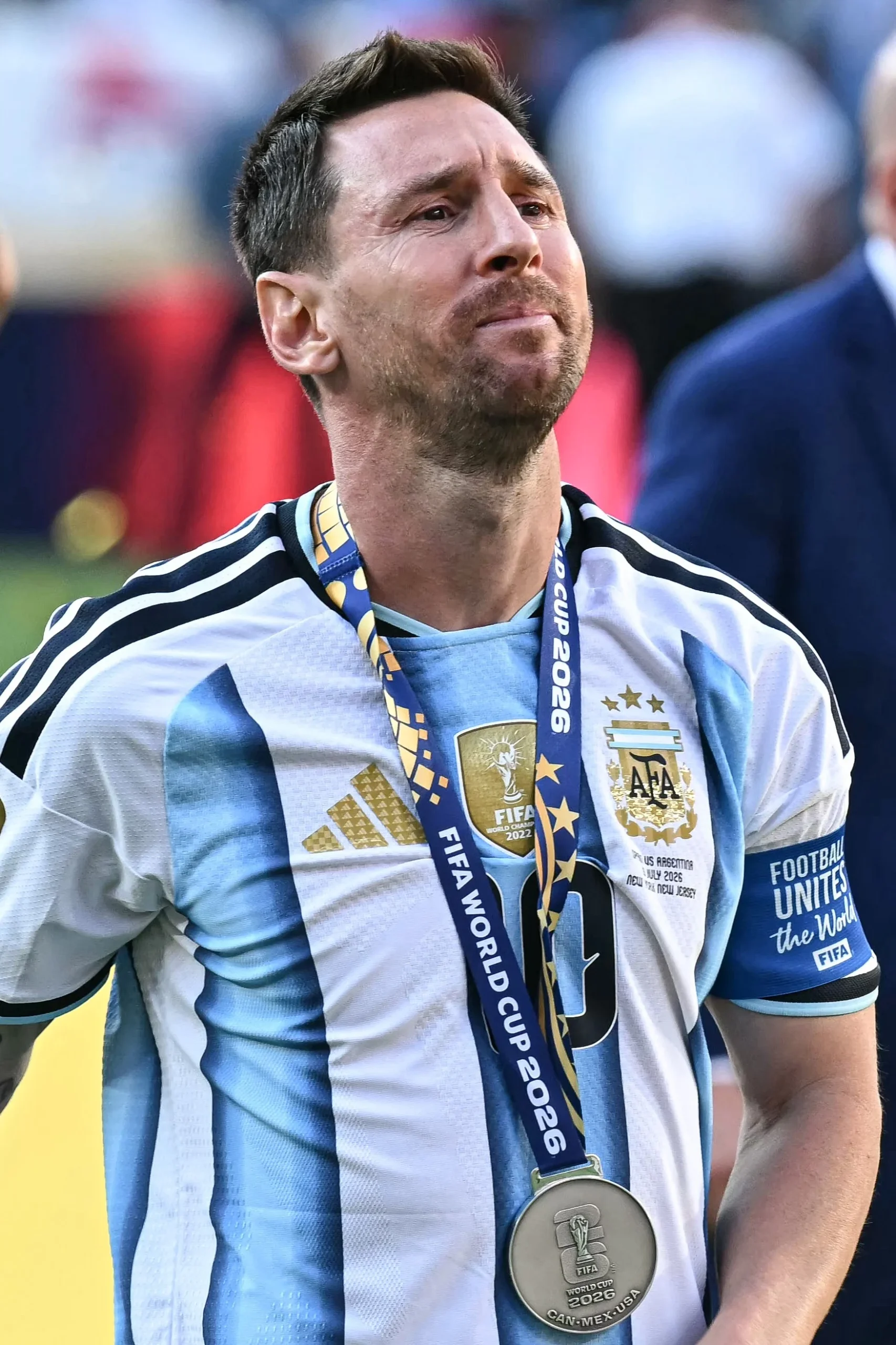 Ronaldo Comforts Messi Following Death of His Father