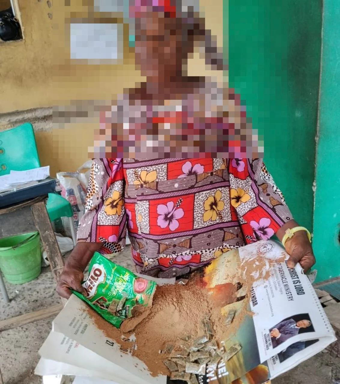 Woman Arrested for Allegedly Smuggling ‘Colos’ to Son on Death Row
